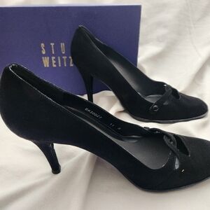 Stuart Weitzman Black Suede Pumps Size 11M w/Cut Out Top 4" Heels Orig $395
